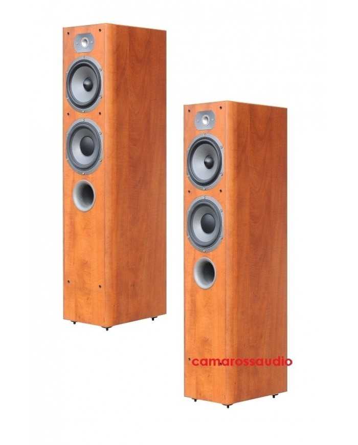 Focal Chorus 716 S ahşap görünümlü iki adet kule tipi hoparlör