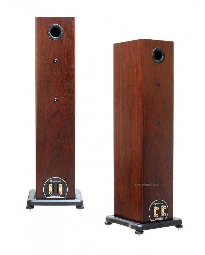 Monitor Audio RX-6 ahşap görünümlü kule tipi hoparlörler, arka bağlantı noktaları ve ayaklar