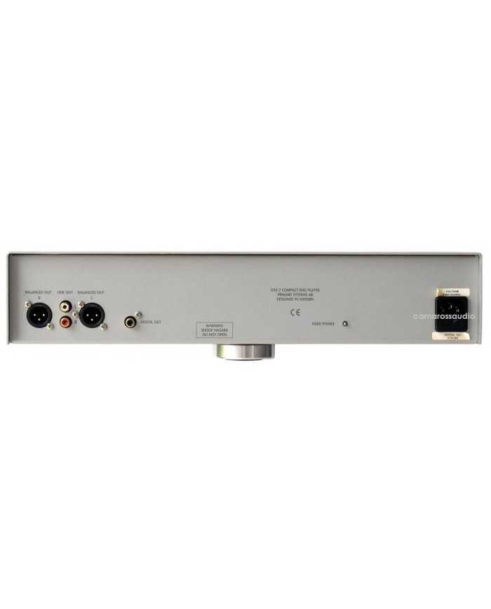 Primare D30.2 CD player'ın arka paneli, XLR ve RCA çıkışları, dijital çıkış ve güç girişi ile.