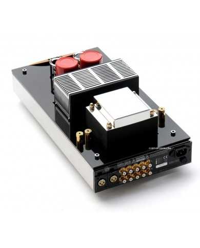 Pathos Classic One MK I amplifikatör, siyah ve gümüş renkli, metal ve cam malzemelerle.