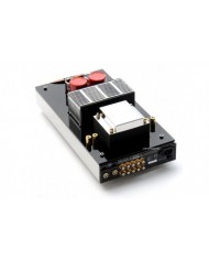 Pathos Classic One MK I amplifikatör, siyah ve gümüş renkli, metal ve cam malzemelerle.