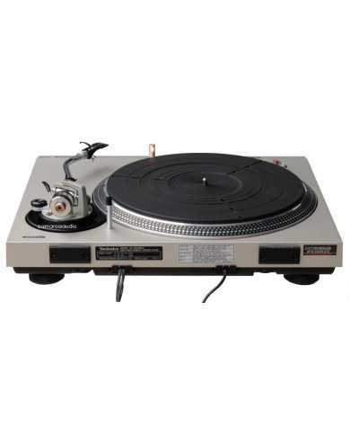 Technics SL-1600 mk2 Quartz Direct-Drive Automatic Turntable