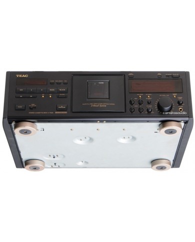 Teac V-7000 Cassette Deck ( 3 Head - 4 Motor ) Teac V-7000 Cassette Deck ( 3 Head - 4 Motor )