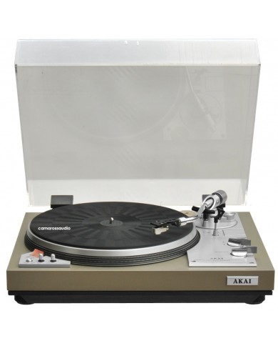 Akai AP-206C Direct-Drive Turntable Akai AP-206C Direct-Drive Turntable