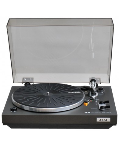 Akai AP-100C Auto-Return Belt-Drive Turntable Akai AP-100C Auto-Return Belt-Drive Turntable