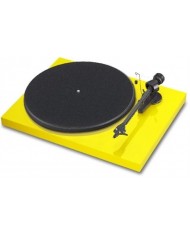 Pro-Ject Debut Carbon DC (Green) Pro-Ject Debut Carbon DC (Green)