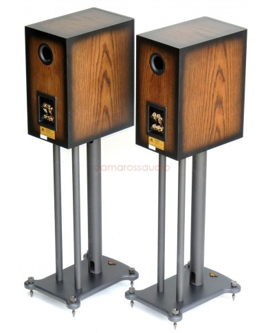 Castle Knight 2 & Plinth Stand