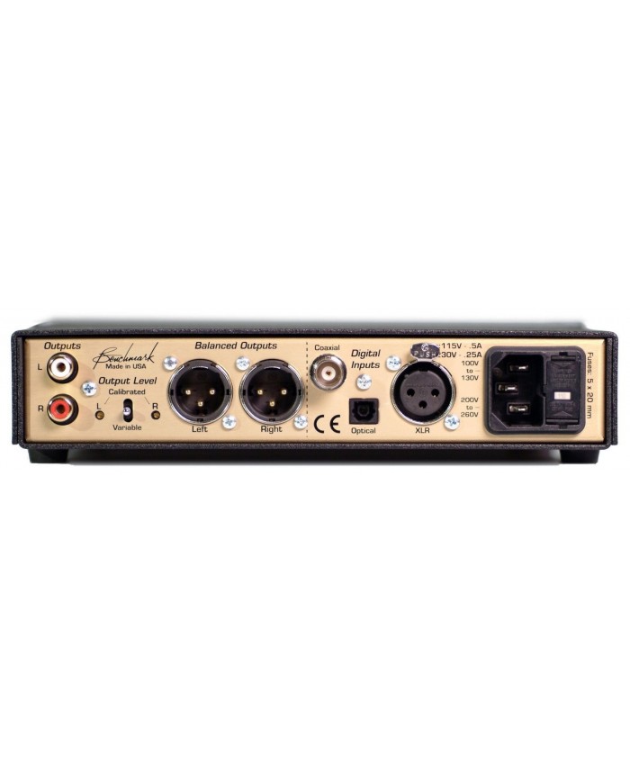 Benchmark DAC1 Benchmark DAC1