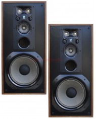 KOSS Kossfire Model 210