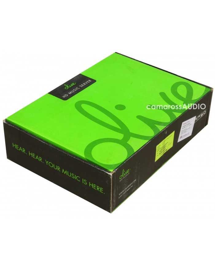 Olive O4HD HD Music Server kutusu, parlak yeşil ve siyah renkli, "Hear. Hear. Your Music Is Here." yazılı.
