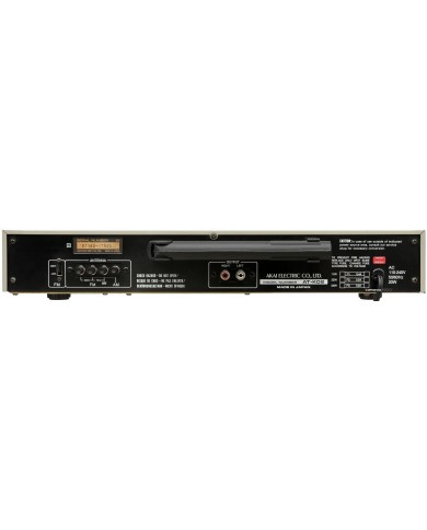 Akai AT-K02 AM/FM Tuner Akai AT-K02 AM/FM Tuner