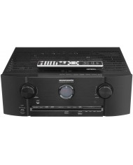 Marantz SR6007 AV Surround Receiver siyah renkli, uzaktan kumandalı ön panel.