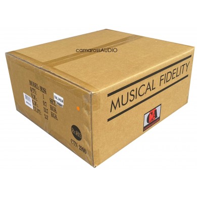 Musical Fidelity M2Si amfi gümüş renkli ürün kutusu, orijinal ambalaj.
