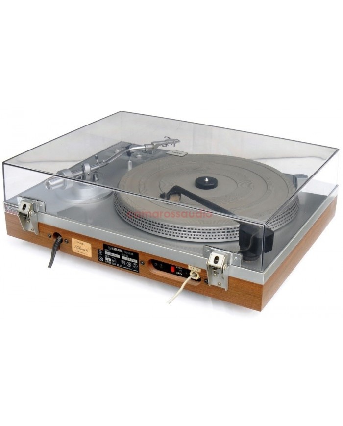 YAMAHA YP-D6 Turntable