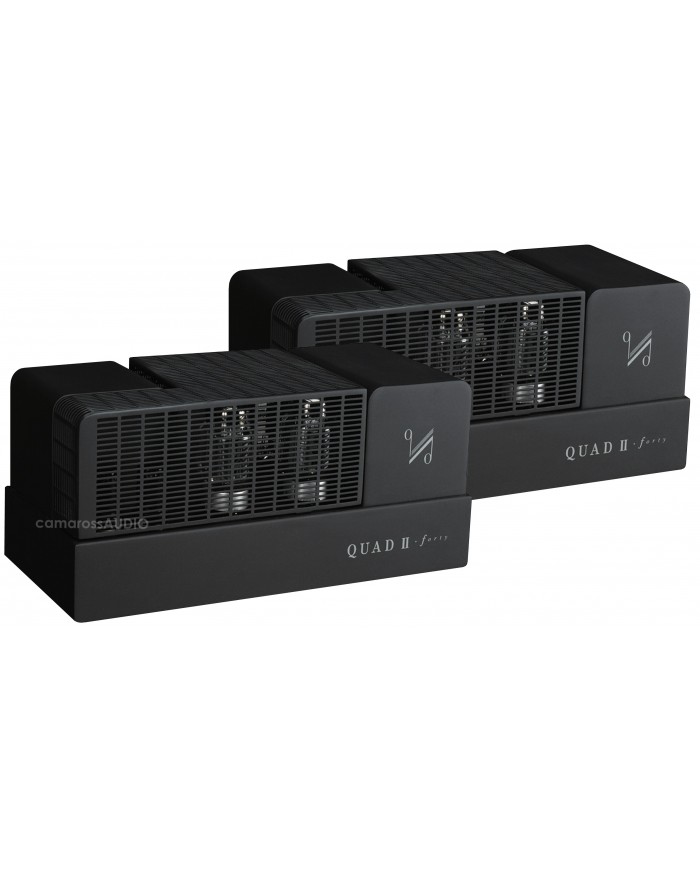 Siyah QUAD II Forty lambalı hi-fi güç amplifikatörü çifti.