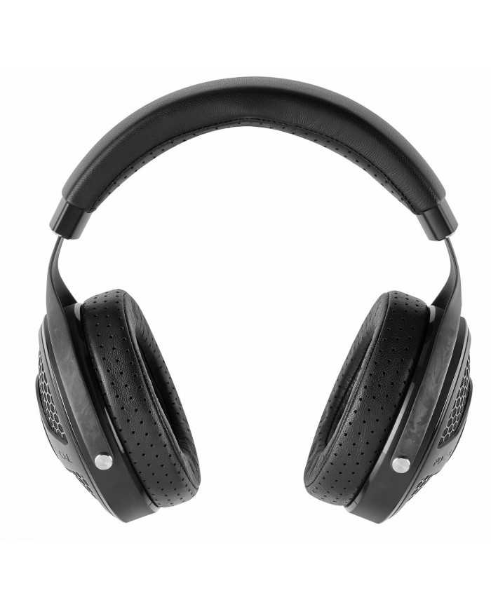 Focal Utopia 2022 siyah renkli, deri kulak yastıklı lüks hi-fi kulaklık.