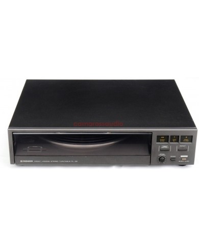 Pioneer Pl-05 front  loading turntable 