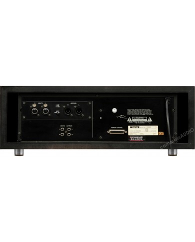 TASCAM 122-mk3 rear