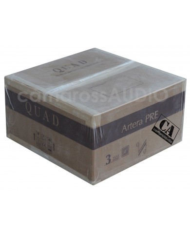 QUAD Artera PRE stereo preamplifikatör kutusu, orijinal ambalajında.