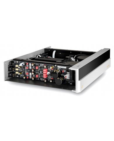 Matrix MP-1 amplifikatör iç bileşenleri, açık kasa, gümüş ve siyah renkler.