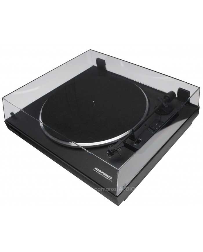 Marantz TT42 tam otomatik siyah plak çalar, şeffaf toz kapağı ile.