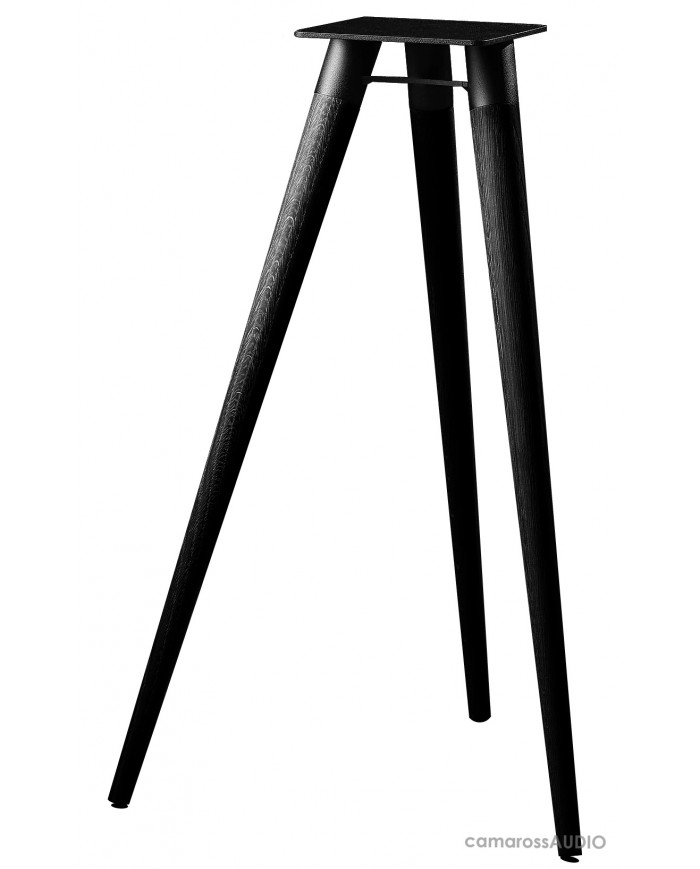 Buchardt Audio Stands siyah ahşap ayaklı modern hoparlör standı.