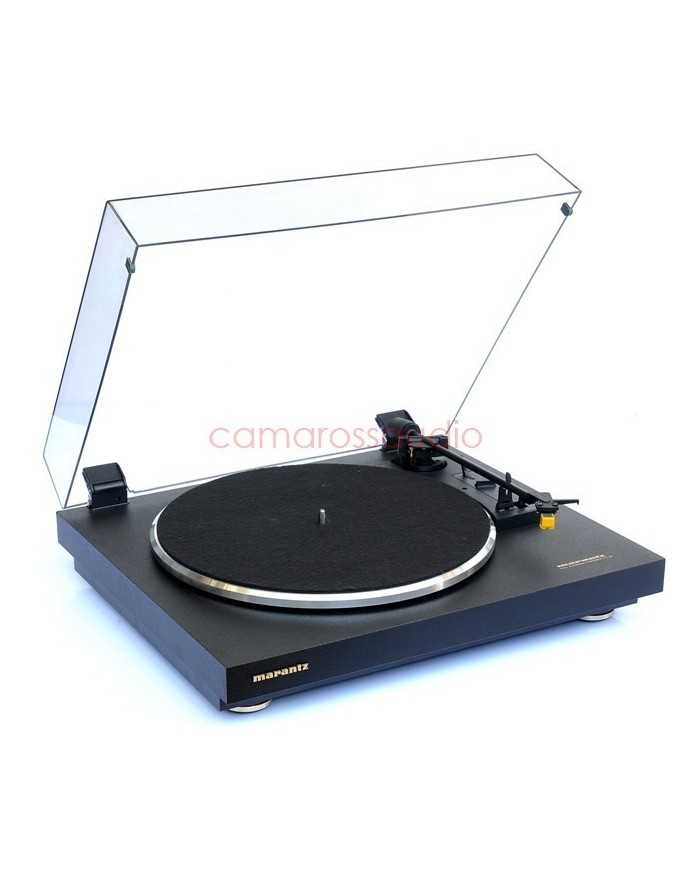Marantz TT42 siyah pikap, otomatik çalma özellikli, şeffaf kapaklı.