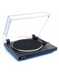 Marantz TT42 siyah pikap, otomatik çalma özellikli, şeffaf kapaklı.