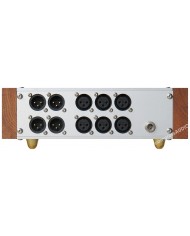 Khozmo Passive Balance Preamplifier 8 XLR giriş/çıkışlı gümüş metal kasa ahşap yan panelli