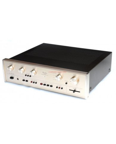 Accuphase E-203 Amplifier