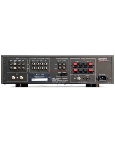 Accuphase E-203 Amplifier Accuphase E-203 Amplifier