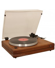 THE ACOUSTIC RESEARCH TURNTABLE