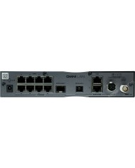iFi Audio SilentPower OMNI LAN arka portları: RJ45, SFP, SC, M12, BNC.
