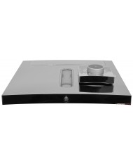 Devialet Expert 250 Pro amfi, parlak siyah/krom üst yüzeyli, yüksek kaliteli ses ekipmanı.