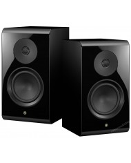 Yamaha NS-800A parlak siyah raf tipi hoparlör çifti.