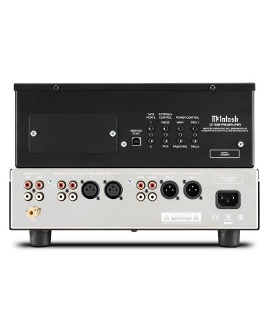 McIntosh C8 Lambalı Preamplifikatör arka bağlantı portları, RCA, XLR.