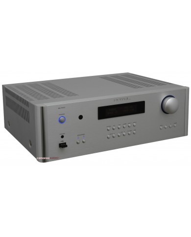 Rotel RA-1570 Entegre Amplifikatör gümüş ön panel ve dijital ekran.