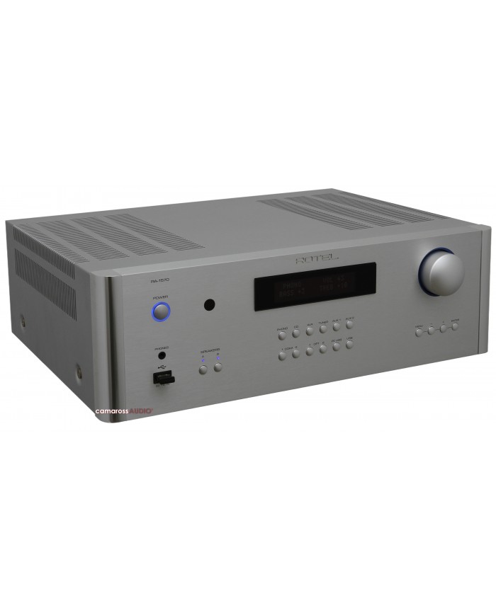 Rotel RA-1570 Entegre Amplifikatör gümüş ön panel ve dijital ekran.