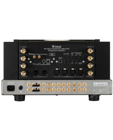 McIntosh MA12000 Entegre Amfi arka bağlantı portları altın kaplama konnektörler.