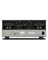 McIntosh MCD12000 SACD/CD Player arka bağlantı paneli, tüp/solid state çıkışlar.