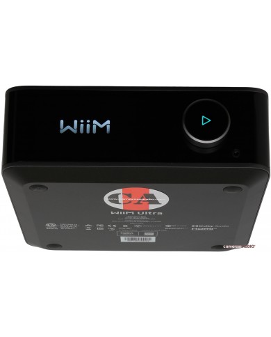 WiiM Ultra Medya Player siyah renkli, parlak ön yüz ve düğmeli.