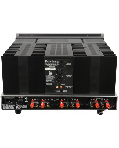 McIntosh MC352 Power Amplifier arka bağlantı noktaları siyah kasa.