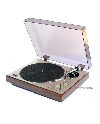 Akai AP-005 Turntable Akai AP-005 Turntable