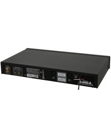 NAD C515BEE CD Çalar arka portları: Analog ve dijital ses çıkışları.