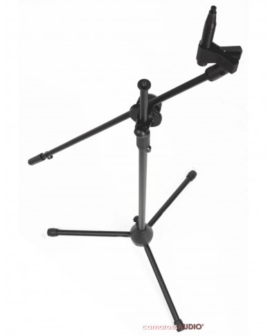 Siyah mikrofon standı, Paradigm PBK Subwoofer kalibrasyon kiti aksesuarı.
