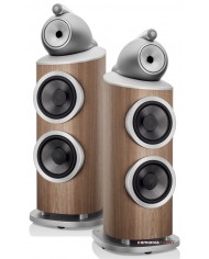 Bowers & Wilkins 801 D4 hoparlör, ceviz kaplama, gümüş detaylı, şık stereo set.