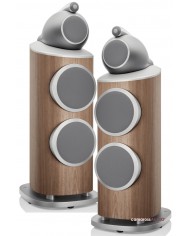 Bowers & Wilkins 801 D4 hoparlör, ceviz kaplama ve gümüş detaylar.