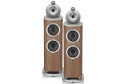 Bowers & Wilkins 803 D4 kule tipi hoparlör, ceviz kaplama ve gümüş detaylar.