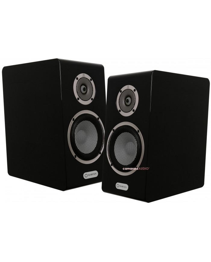 Marten OSCAR DUO siyah hoparlör çifti, gümüş detaylı, kompakt Hi-Fi ses sistemi.