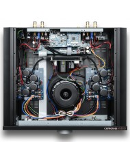 Musical Fidelity M6xi amplifikatör iç yapısı, dahili bileşenler ve devre kartları.